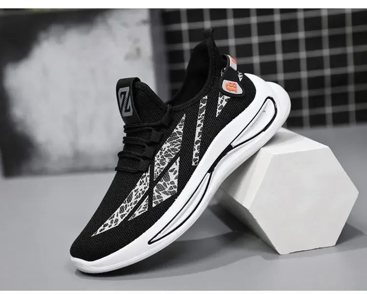 2024 New Summer Men's Sneakers Breathable Slip-on Men Casual Sneakers Light on-slip Thick Sole Fashion Outdoor Running Shoes Man